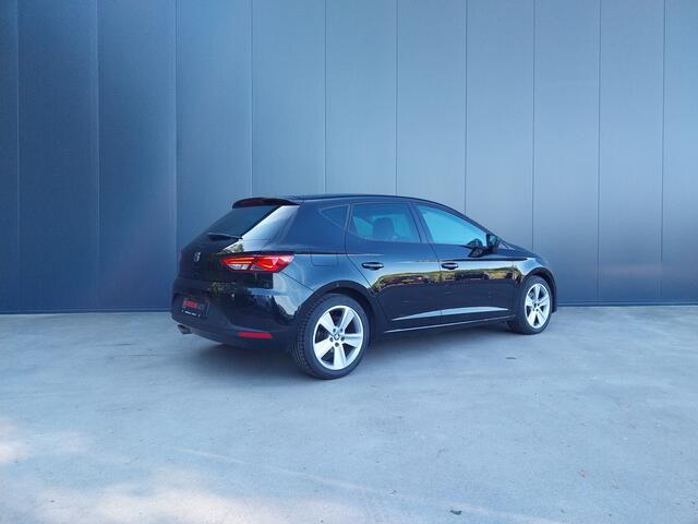 Seat LEON 2.0 TDI FR 150 PK AUTOMAAT 150 PK 1e EIGENAAR NAVI CRUISE ECC LMV