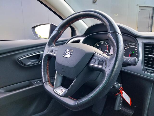 Seat LEON 2.0 TDI FR 150 PK AUTOMAAT 150 PK 1e EIGENAAR NAVI CRUISE ECC LMV