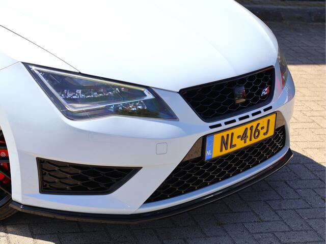 Seat LEON ST 2.0 TSI Cupra 290 *Bommetje*Pano*DSG*Carplay*Navi*