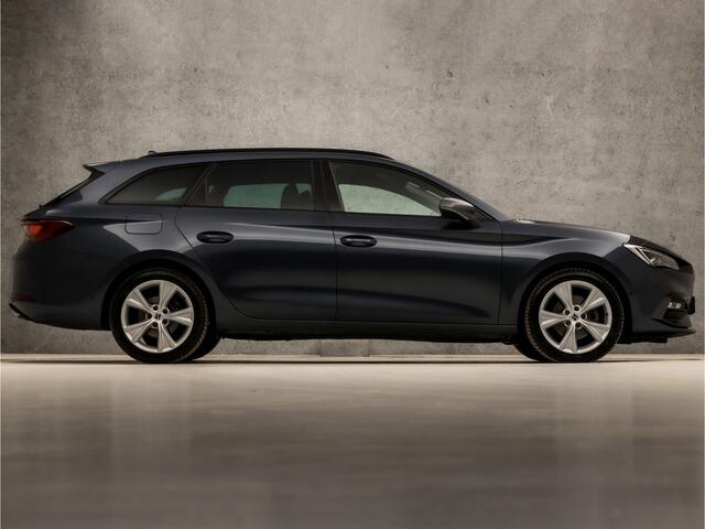 Seat LEON Sportstourer 1.5 eTSI FR Business Intense 150Pk Automaat (VITUAL COCKPIT, APPLE CARPLAY, GROOT NAVI, KEYLESS, LEDER/ALCANTARA, STUUR/STOELVERWARMING, SPORTSTOELEN, ADAPTIVE CRUISE, GETINT GLAS, SFEERVERLICHTING, NIEUWSTAAT)