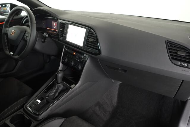 Seat LEON ST 2.0 TSI 4DRIVE CUPRA / Opendak / RS stoelen / Beats / CarPlay