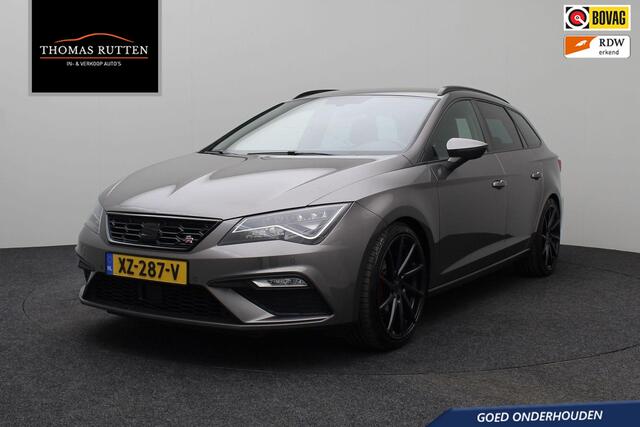 Seat LEON ST 1.4 TSI FR X-PERIENCE 2018 | Airco | Navigatie | Cruise Control | Carplay | Stuurwiel Bediening | 19' Lichtmetaal | Boekjes | Onderhoudshistorie | 2 Sleutels