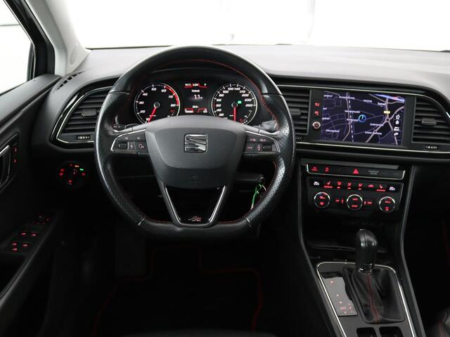 Seat LEON 2.0 TSI FR Business Intense | Panoramadak | Appel CarPlay | Leder |Navigatie | Stoelverwarming | Cruise Control | LMV 18