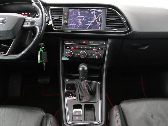 Seat LEON 2.0 TSI FR Business Intense | Panoramadak | Appel CarPlay | Leder |Navigatie | Stoelverwarming | Cruise Control | LMV 18