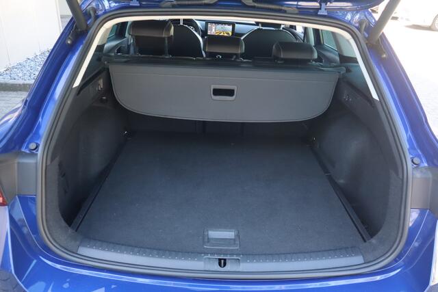 Seat LEON Sportstourer 1.5 TSI FR Launch Edition Camera I Apple Car-Play