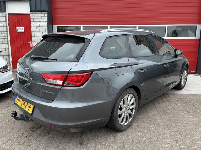 Seat LEON ST 1.0 EcoTSI Style Connect TREKHAAK / NAVI / CLIMA / CARPLAY / PDC / BLUETOOTH / CRUISE / NL-AUTO