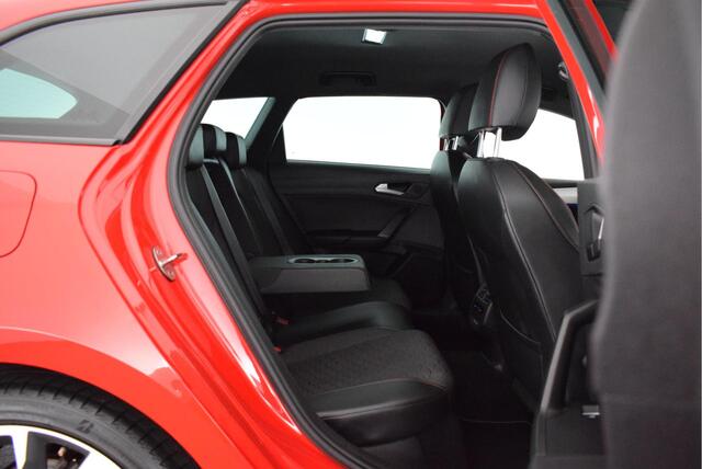 Seat LEON Sportstourer 1.5 eTSI 150pk DSG FR Launch Edition Virtual Cockpit Led Navigatie