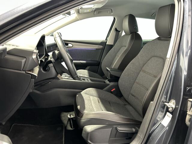 Seat LEON 1.4 TSI eHybrid PHEV Xcellence | Adaptive cruise control | Lane assist | Sfeerverlichting