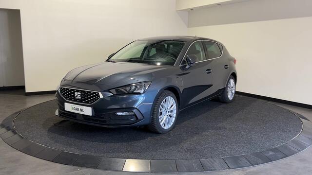 Seat LEON 1.4 TSI eHybrid PHEV Xcellence | Adaptive cruise control | Lane assist | Sfeerverlichting