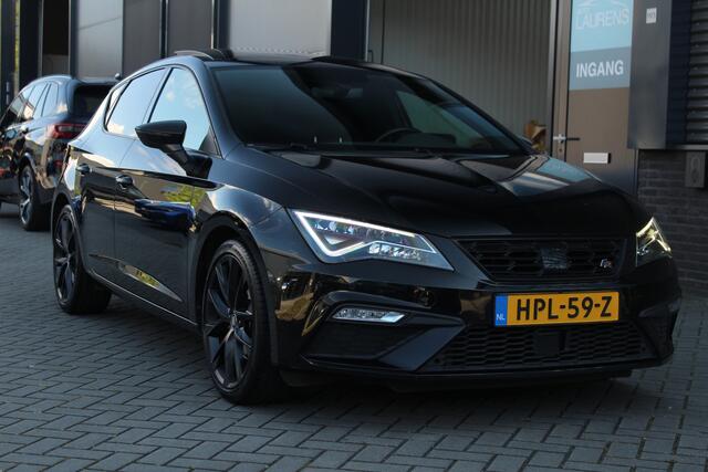 Seat LEON 1.5 TSI FR Ultimate Edition Black | Pano | Virtual | Beats