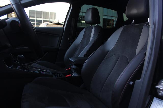 Seat LEON 1.5 TSI FR Ultimate Edition Black | Pano | Virtual | Beats