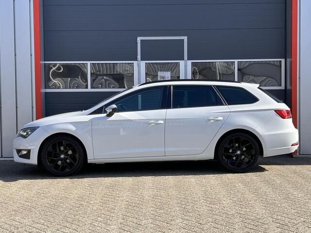 Seat LEON ST 1.4 EcoTSI FR | LED | Lichtmetaal | Parkeer sensoren | Stoel verwarming |