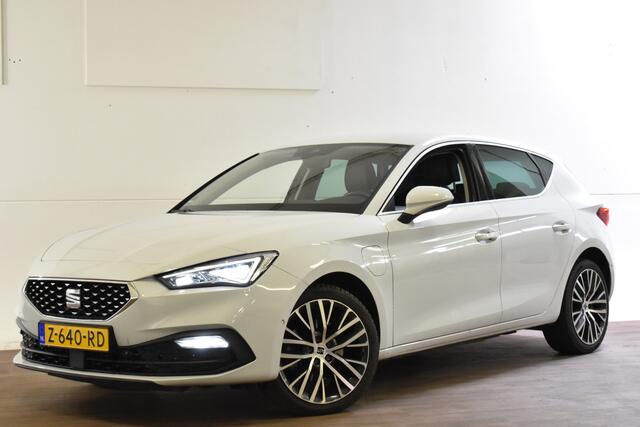 Seat LEON 204PK DSG eHybrid PHEV XCELLENCE CAMERA/NAVI/CARPLAY