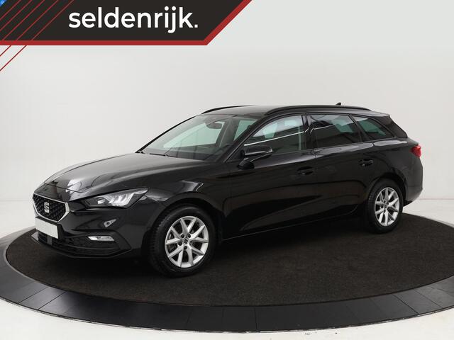 Seat LEON 1.5 eTSI Style | Stoel & stuurverwarming | Carplay | Navigatie | Full LED | Climate control | Parkeerhulp | Cruise control