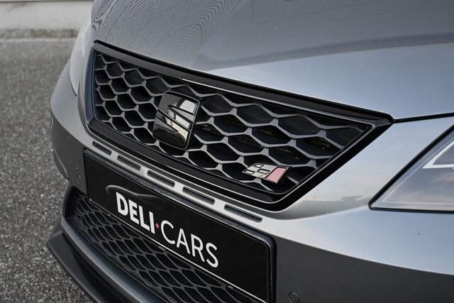 Seat LEON 2.0 TSI CUPRA 300 Pano | Sfeer | Apple-Carplay |