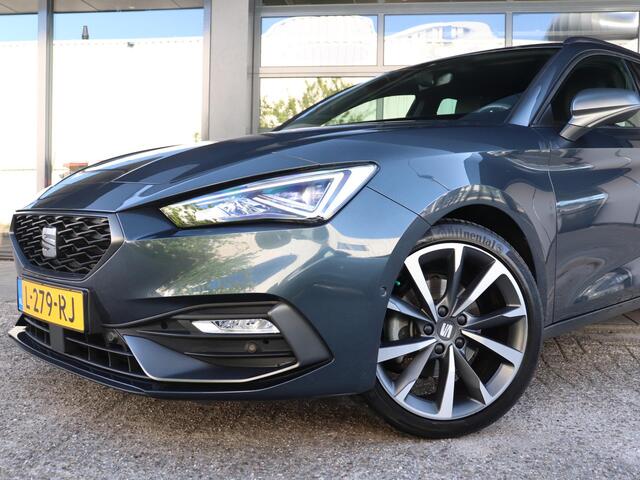 Seat LEON Sportstourer 1.5 TSI 150pk FR Business Intense | Trekhaak | 18" lichtmetalen velgen | Achteruitrijcamera | Navigatie | Full LED koplampen |
