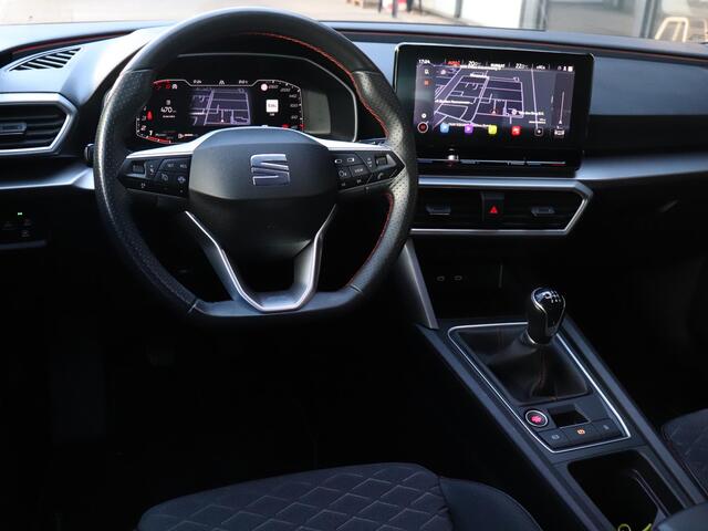 Seat LEON Sportstourer 1.5 TSI 150pk FR Business Intense | Trekhaak | 18" lichtmetalen velgen | Achteruitrijcamera | Navigatie | Full LED koplampen |
