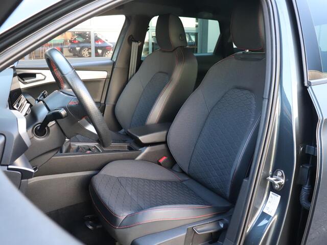 Seat LEON Sportstourer 1.5 TSI 150pk FR Business Intense | Trekhaak | 18" lichtmetalen velgen | Achteruitrijcamera | Navigatie | Full LED koplampen |