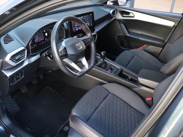 Seat LEON Sportstourer 1.5 TSI 150pk FR Business Intense | Trekhaak | 18" lichtmetalen velgen | Achteruitrijcamera | Navigatie | Full LED koplampen |