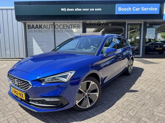 Seat LEON 1.4 e-HYBRID Xcellence | Panoramadak | ACC | Trekhaak