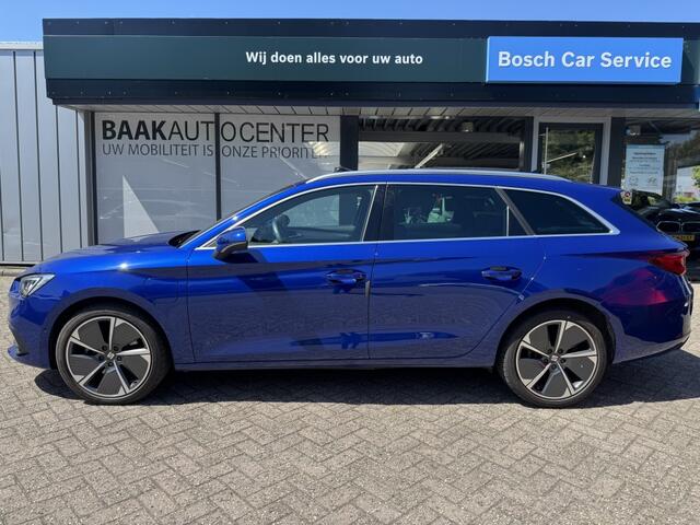 Seat LEON 1.4 e-HYBRID Xcellence | Panoramadak | ACC | Trekhaak