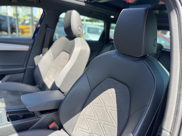 Seat LEON 1.4 e-HYBRID Xcellence | Panoramadak | ACC | Trekhaak
