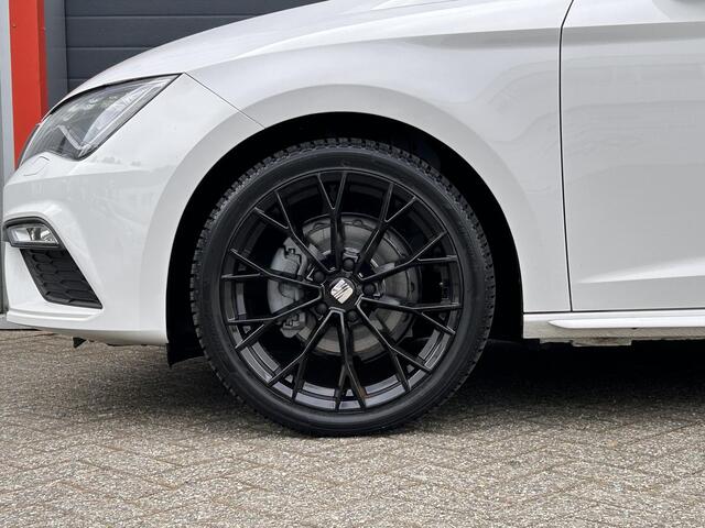 Seat LEON 1.4 EcoTSI FR | Pano | LED | Stoel verwarming | Navi |