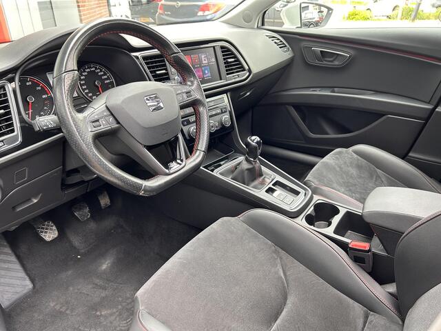 Seat LEON 1.4 EcoTSI FR | Pano | LED | Stoel verwarming | Navi |