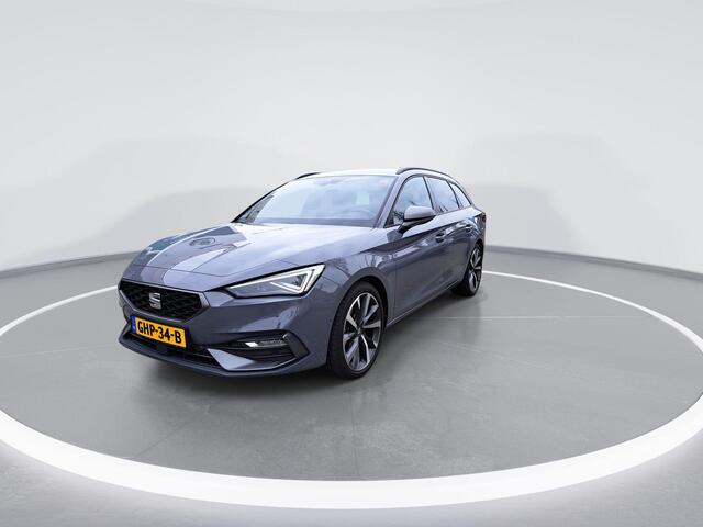 Seat LEON Sportstourer 1.5 eTSI FR Business Intense | 18 inch velgen performance Supreme | Safe en Drive | Graphene grey