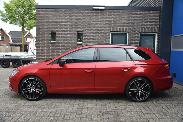 Seat LEON ST 2.0 TSI 4DRIVE CUPRA Schaalstoelen Pano
