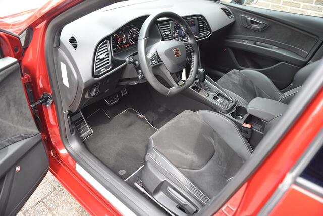 Seat LEON ST 2.0 TSI 4DRIVE CUPRA Schaalstoelen Pano
