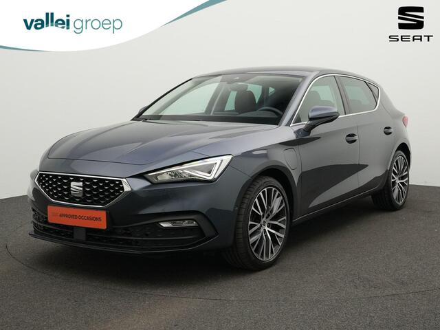 Seat LEON Xcellence 1.4 TSI eHybrid PHEV | LED | Achteruitrijcamera | Navigatie | Stoelverwarming | Parkeersensoren voor/achter | Park Assist