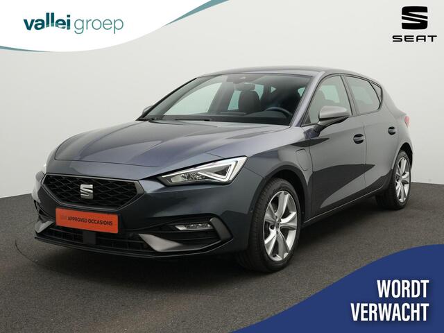 Seat LEON FR 1.4 TSI eHybrid 204 pk PHEV | Full LED | Automatische inparkeerhulp | Achteruitrijcamera | Adaptieve Cruise Control | Keyless | 17 inch