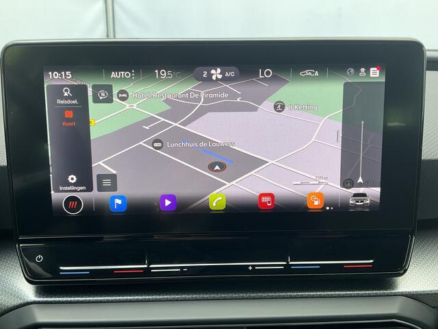 Seat LEON Sportstourer 1.5 eTSI Automaat Style Business Intense Trekhaak Carplay