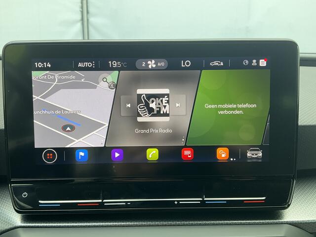 Seat LEON Sportstourer 1.5 eTSI Automaat Style Business Intense Trekhaak Carplay