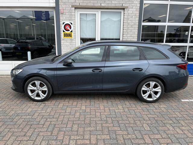 Seat LEON Sportstourer 1.4 TSI eHybrid PHEV FR / AUTOMAAT/ 204 PK/ ALCANTARA/ PARK. SENSOREN V+A/ STUUR+STOEL VERWARM./ NAVI/ BLUETOOTH/ MEMORY SEAT/ KEYLESS/ ACC/ DAB/ LED/ CLIMA/ DIGITAL DASH/ DRIVE SELECT/ ISOFIX/ 17'' LMV