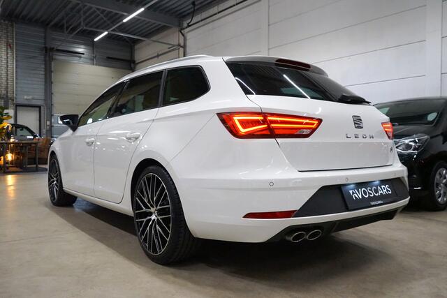 Seat LEON ST 1.4 TSI FR * Trekhaak - LED - 19" - Sound - Lane - App - DAB *
