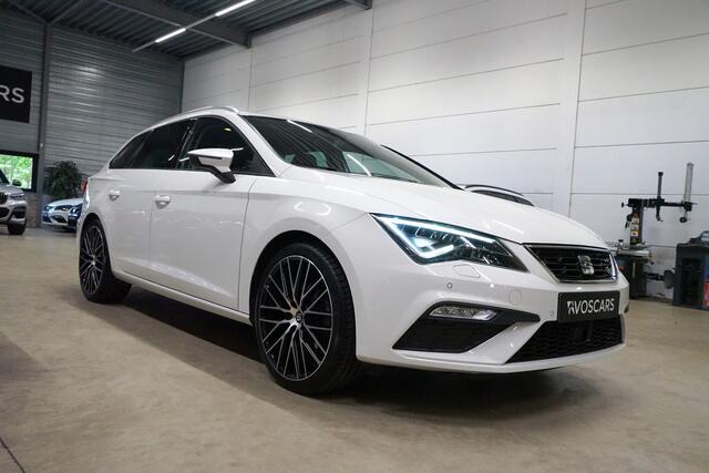 Seat LEON ST 1.4 TSI FR * Trekhaak - LED - 19" - Sound - Lane - App - DAB *
