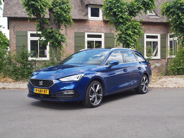 Seat LEON Sportstourer 1.4 TSI eHybrid PHEV FR | Panoramadak | Camera | Apple Carplay | Cruise Control | Sfeerverlichting |