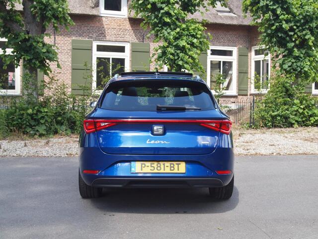 Seat LEON Sportstourer 1.4 TSI eHybrid PHEV FR | Panoramadak | Camera | Apple Carplay | Cruise Control | Sfeerverlichting |
