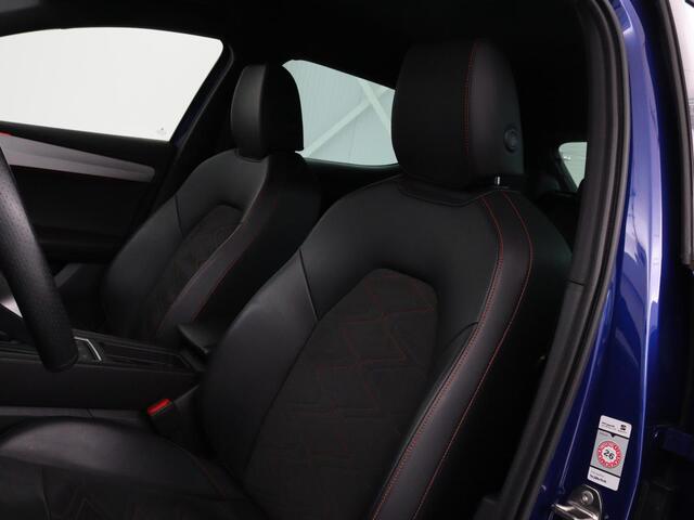 Seat LEON 1.4 eHybrid PHEV FR | Stoel & stuurverwarming | Camera | Adaptive cruise | Carplay | Keyless | Sfeerverlichting | Memory | Half leder | Navigatie | Full LED