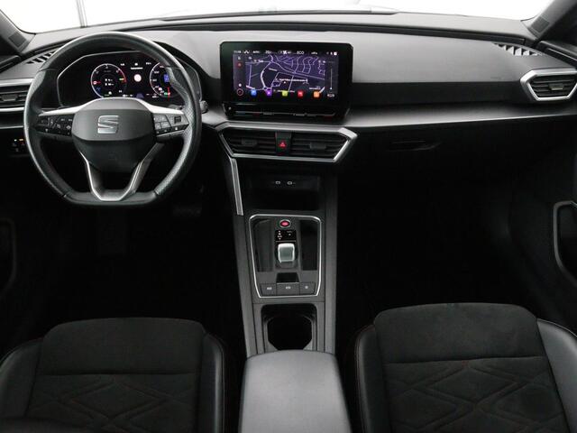 Seat LEON 1.4 eHybrid PHEV FR | Stoel & stuurverwarming | Camera | Adaptive cruise | Carplay | Keyless | Sfeerverlichting | Memory | Half leder | Navigatie | Full LED