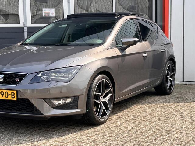 Seat LEON 1.4 TSI FR | Pano | Stoel verwarming | LED | Sensoren |