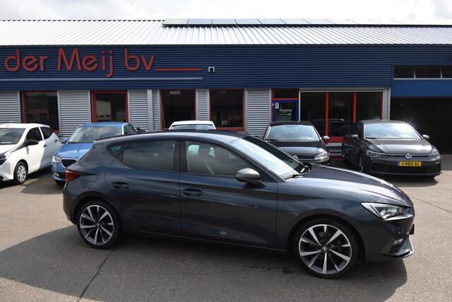 Seat LEON 1.5 TSI FR Launch Edition ,VIRTUAL COCKPIT , LED KOPL , PDC V+A , CLIMATR , ZWARTE HEMEL ,