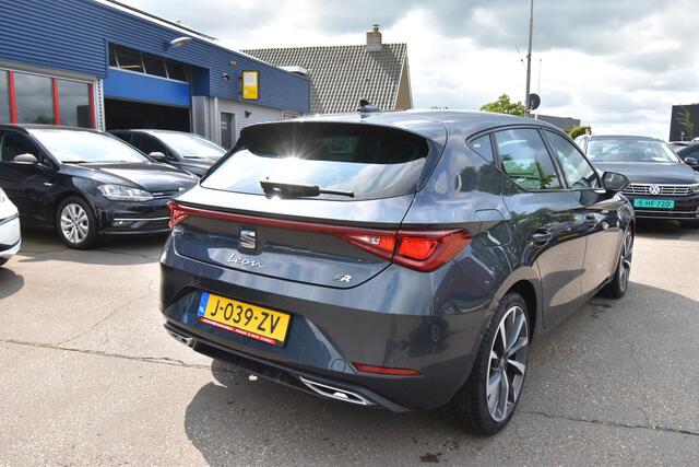 Seat LEON 1.5 TSI FR Launch Edition ,VIRTUAL COCKPIT , LED KOPL , PDC V+A , CLIMATR , ZWARTE HEMEL ,
