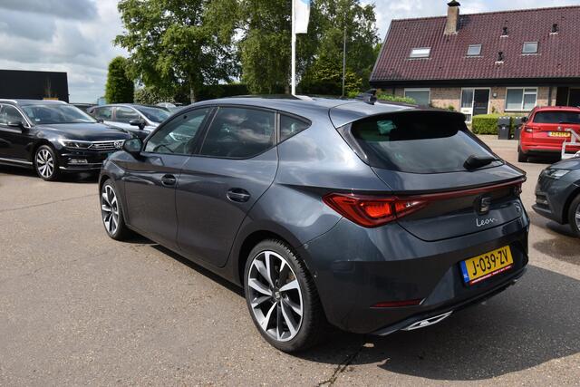 Seat LEON 1.5 TSI FR Launch Edition ,VIRTUAL COCKPIT , LED KOPL , PDC V+A , CLIMATR , ZWARTE HEMEL ,