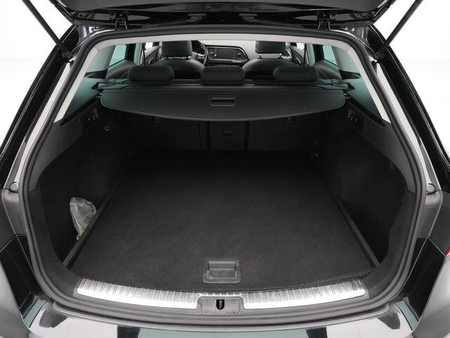 Seat LEON ST 1.5 TSI 150pk DSG FR Business Intense Panorama Stoelverwarming Led Navigatie Pdc 318