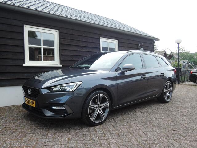 Seat LEON 1.5 eTSI FR DSG Launch Edition