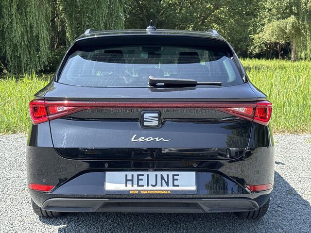 Seat LEON Sportstourer 1.0 eTSI DSG STYLE CAMERA/ACC/CARPLAY