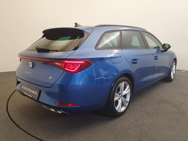 Seat LEON Sportstourer 1.0 eTSI 110pk DSG/AUT FR Business Intense Camera, ACC, Winterpakket